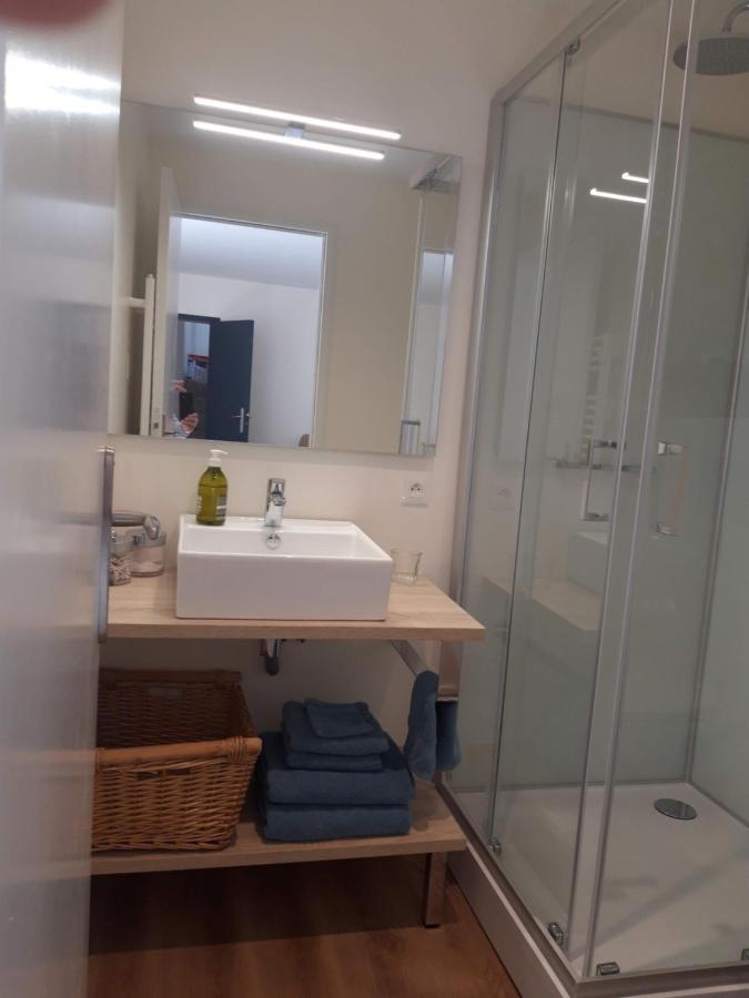 Agreables Chambres Independantes - Coutances Centre מראה חיצוני תמונה