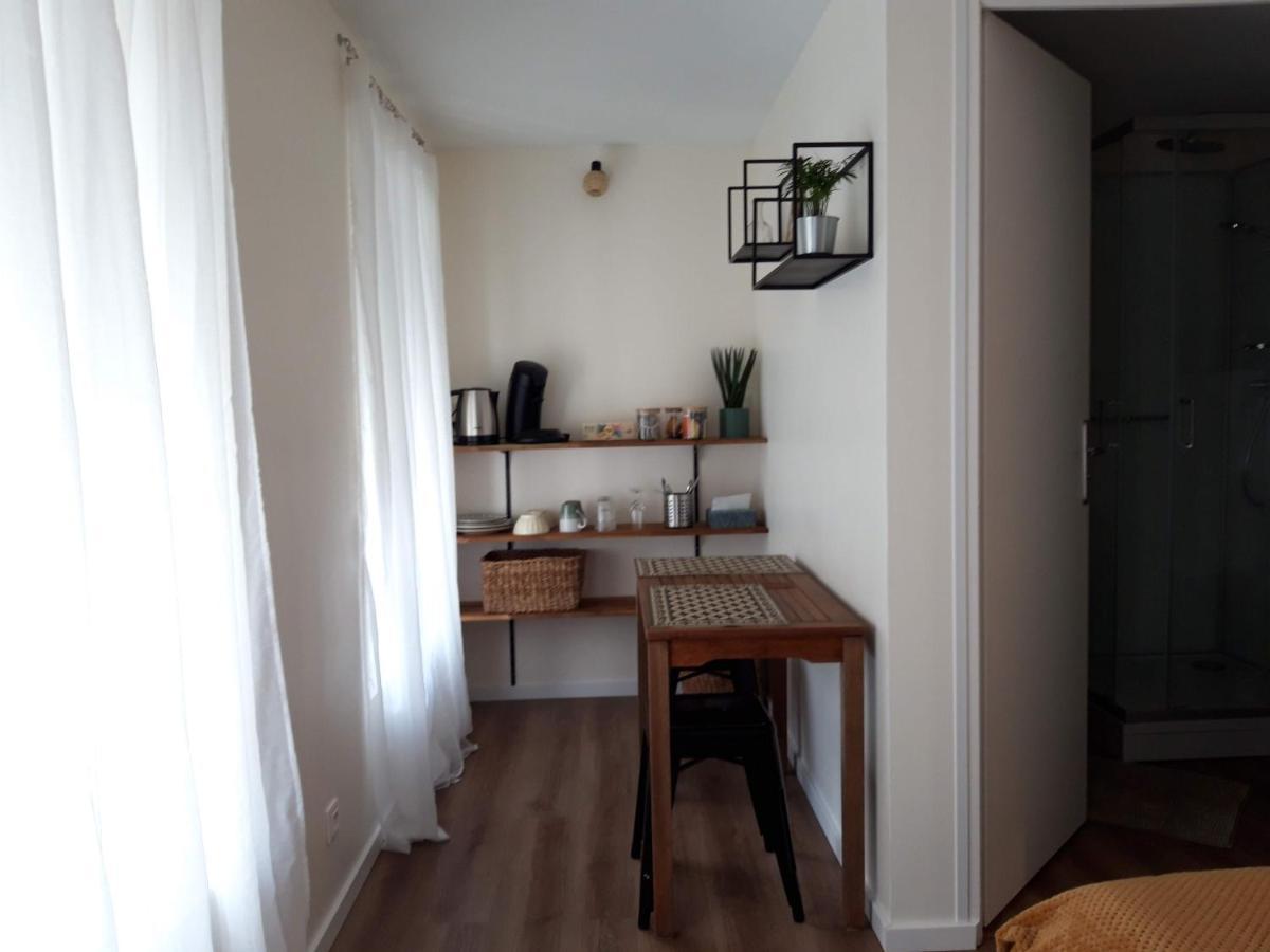 Agreables Chambres Independantes - Coutances Centre מראה חיצוני תמונה
